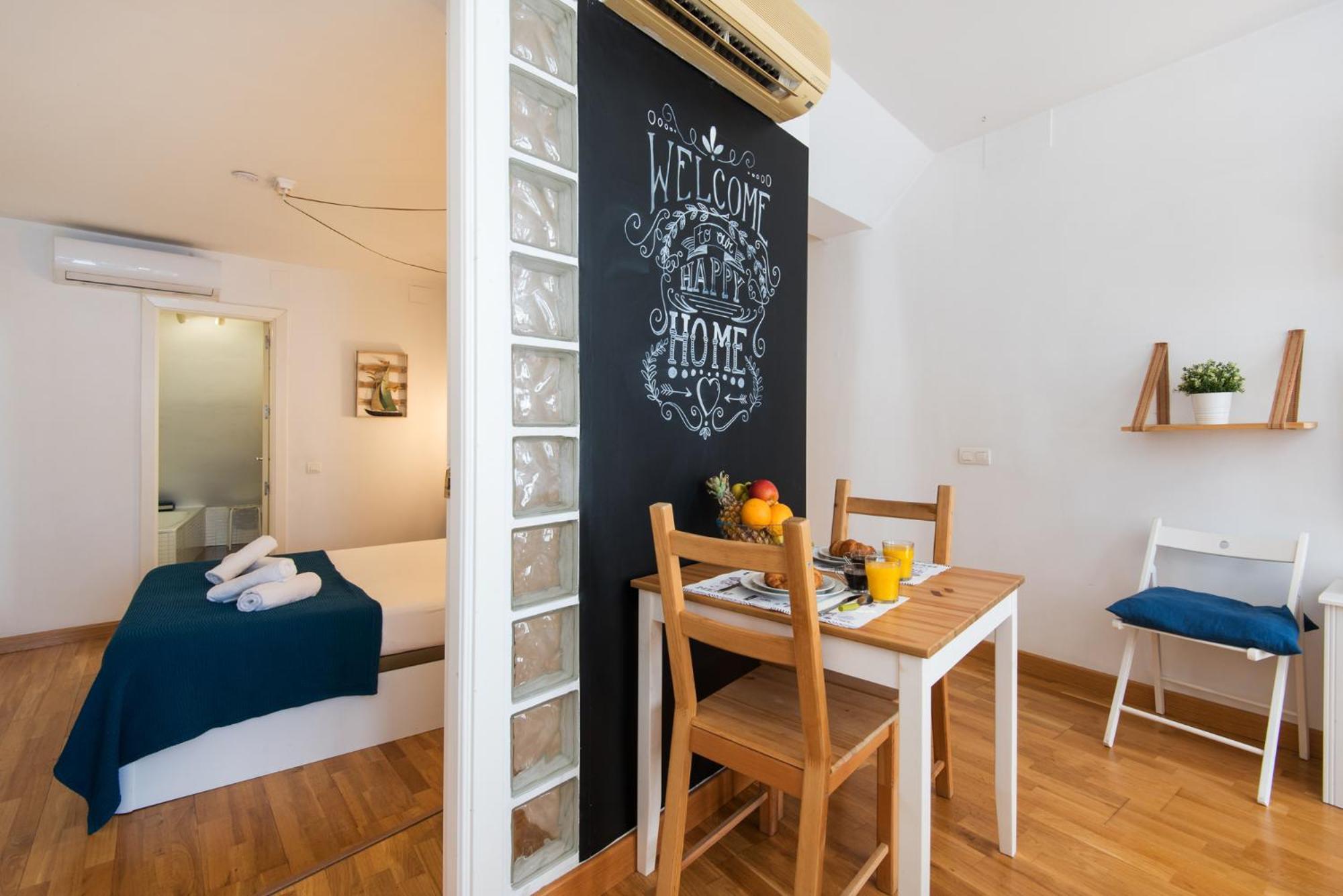 Apartment Boutique LoxyHome Málaga Extérieur photo